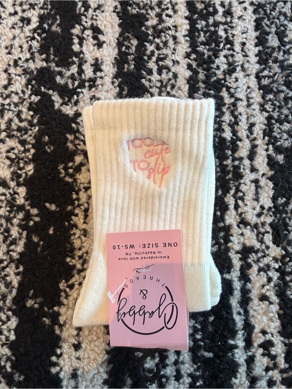 Gabby and Threads Women's Grip Socks